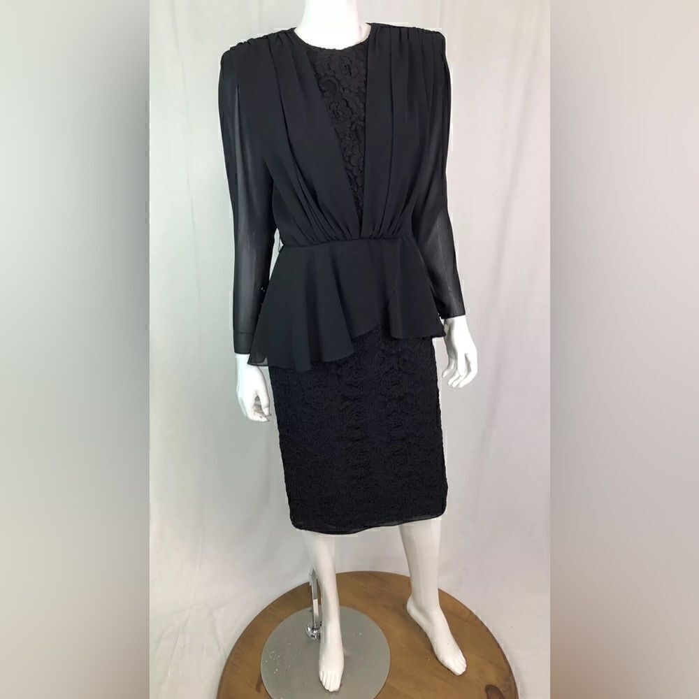 Vintage Ursula Switzerland Women's size 6 | lace Chiffon Black Dress 80’s